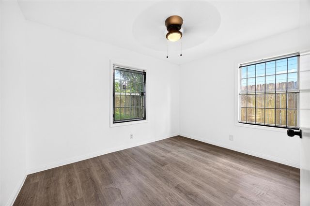 9211 Clearway Drive, Houston, TX 77033