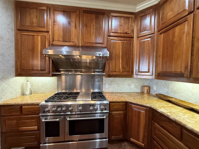 1050 Brazos Heights Road, Mineral Wells, TX 76067