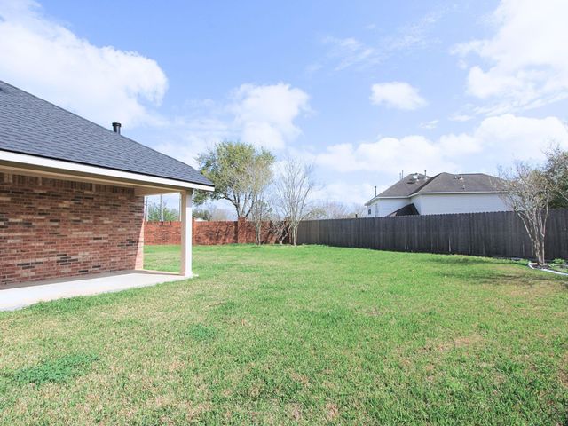 2120 Red Timber Court, League City, TX 77573