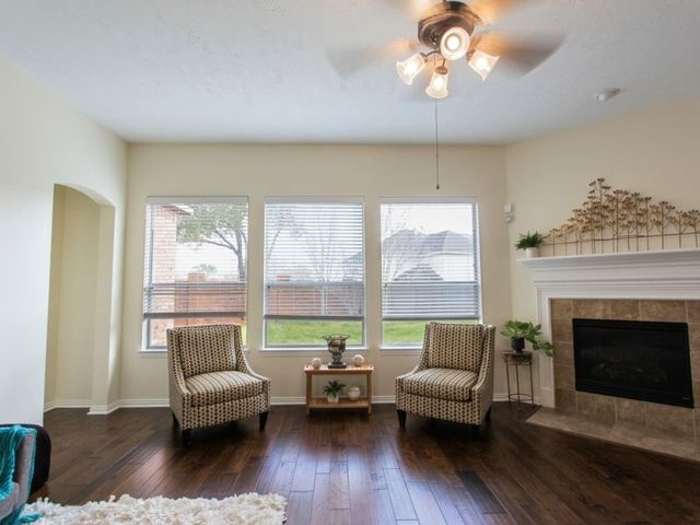 2120 Red Timber Court, League City, TX 77573