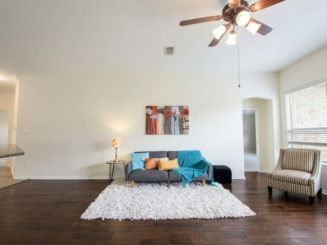 2120 Red Timber Court, League City, TX 77573