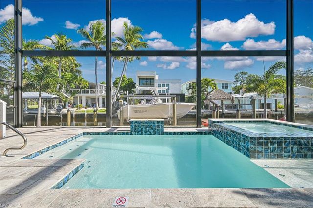 27570 Tarpon WAY, Bonita Springs, FL 34134