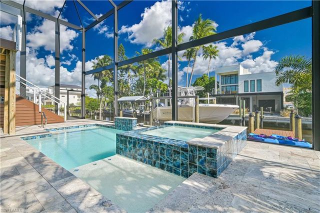 27570 Tarpon WAY, Bonita Springs, FL 34134