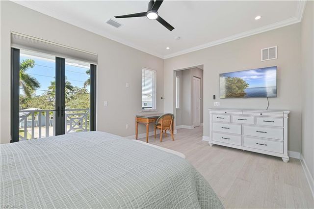 27570 Tarpon WAY, Bonita Springs, FL 34134