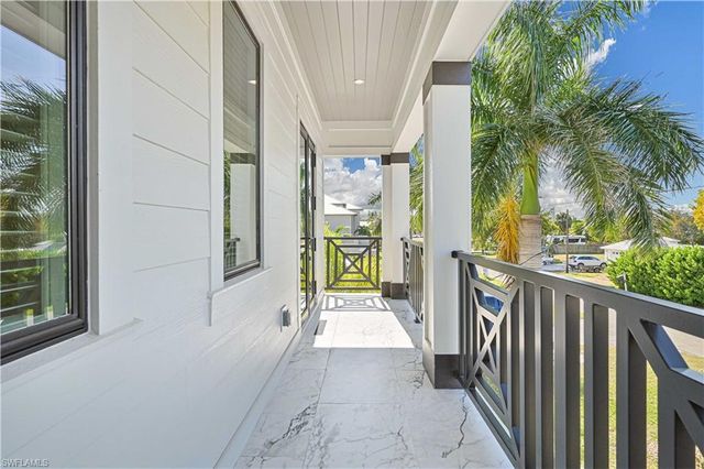 27570 Tarpon WAY, Bonita Springs, FL 34134