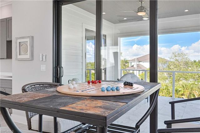 27570 Tarpon WAY, Bonita Springs, FL 34134