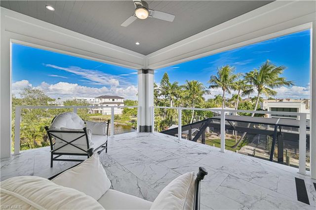 27570 Tarpon WAY, Bonita Springs, FL 34134