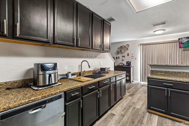 6931 Pecan, Converse, TX 78109