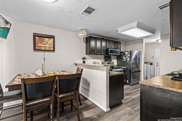 6931 Pecan, Converse, TX 78109