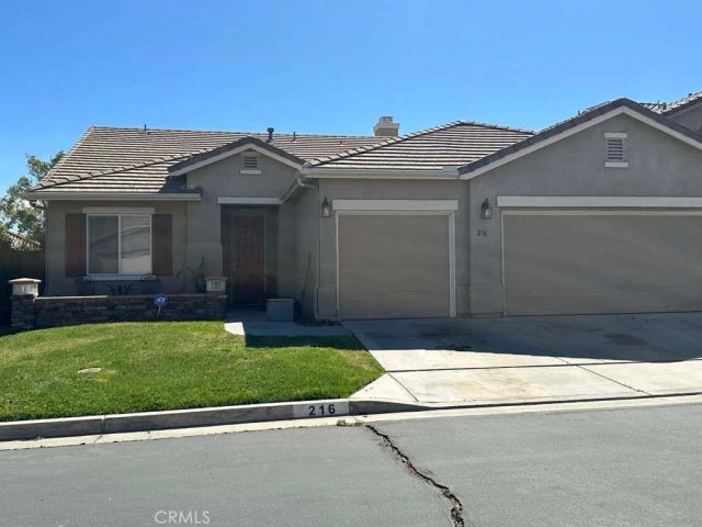 216 La Amistad Way, Hemet, CA 92545