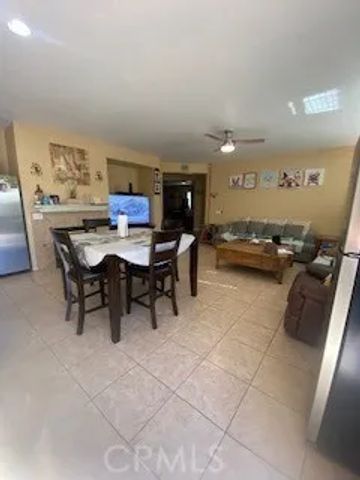 216 La Amistad Way, Hemet, CA 92545