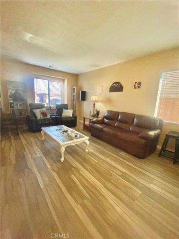 216 La Amistad Way, Hemet, CA 92545
