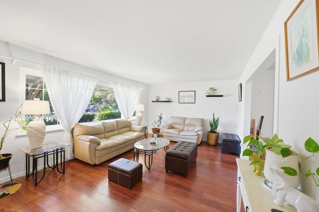 6907 Auburn Blvd, Citrus Heights, CA 95621