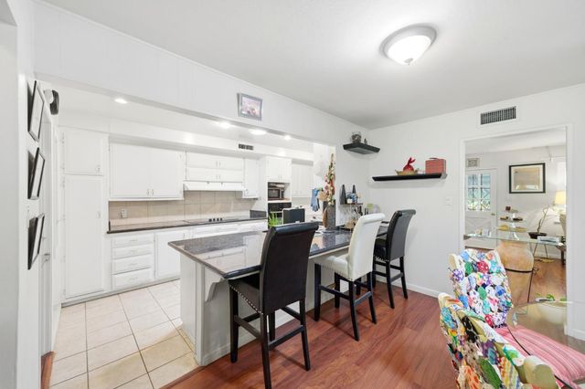 6907 Auburn Blvd, Citrus Heights, CA 95621