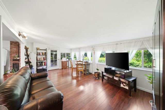 6907 Auburn Blvd, Citrus Heights, CA 95621