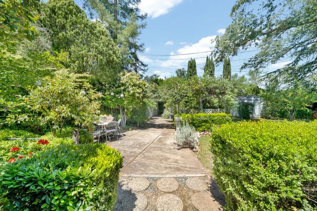 6907 Auburn Blvd, Citrus Heights, CA 95621