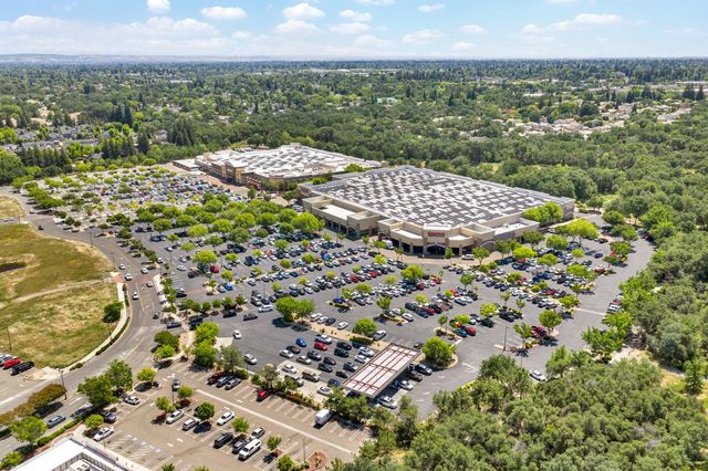 6907 Auburn Blvd, Citrus Heights, CA 95621