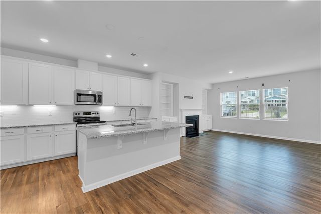 8 Leander Drive, Greer, SC 29651