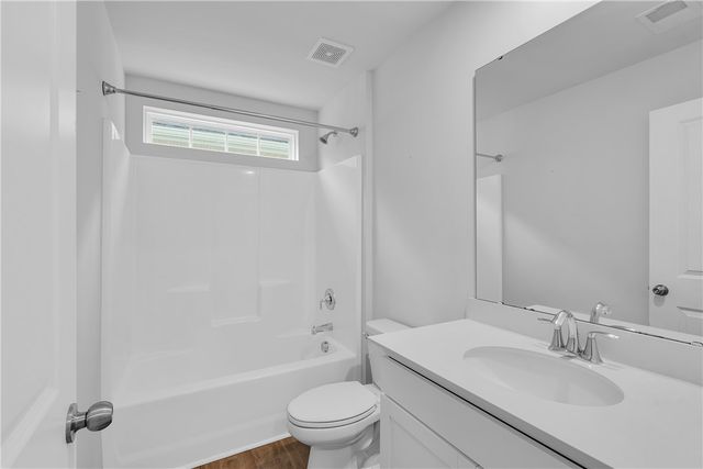 8 Leander Drive, Greer, SC 29651
