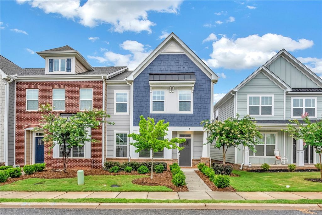 8 Leander Drive, Greer, SC 29651