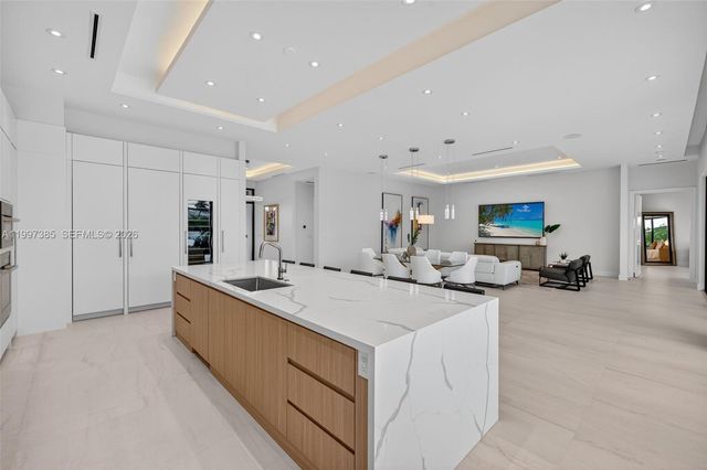 2757 NE 34 Street, Fort Lauderdale, FL 33306