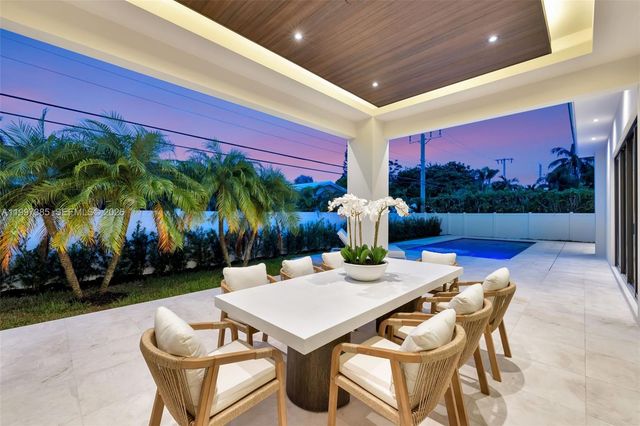2757 NE 34 Street, Fort Lauderdale, FL 33306