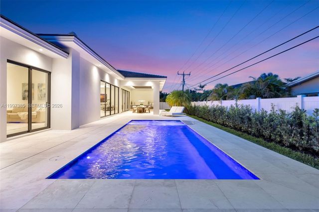 2757 NE 34 Street, Fort Lauderdale, FL 33306