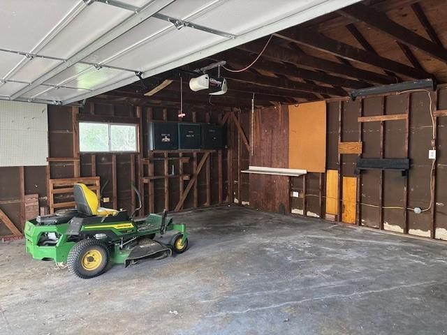 1011 West Phillips Street, Alvin, TX 77511