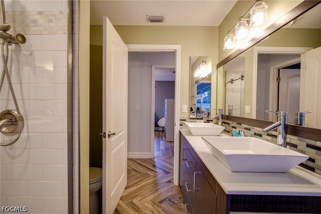8831 Banyan Cove CIR, Fort Myers, FL 33919