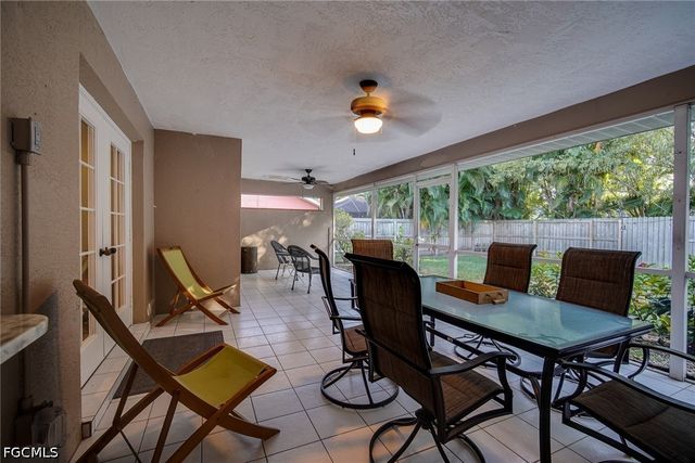 8831 Banyan Cove CIR, Fort Myers, FL 33919