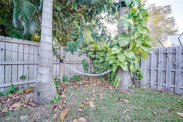 8831 Banyan Cove CIR, Fort Myers, FL 33919