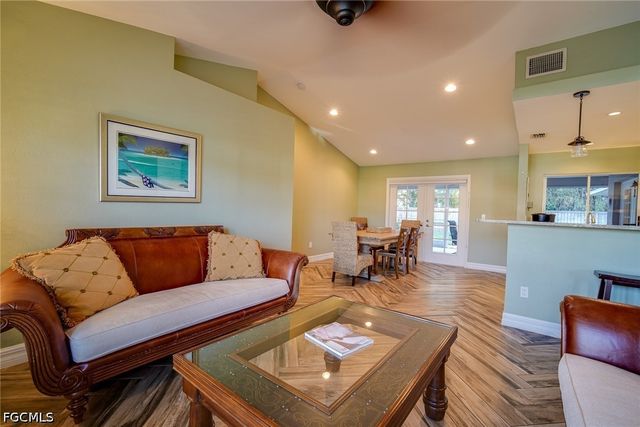 8831 Banyan Cove CIR, Fort Myers, FL 33919