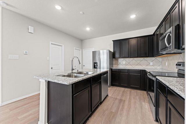 11906 Amber Oak Way 4, Tomball, TX 77375