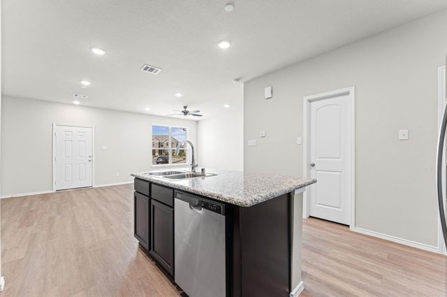 11906 Amber Oak Way 4, Tomball, TX 77375