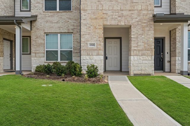 11906 Amber Oak Way 4, Tomball, TX 77375