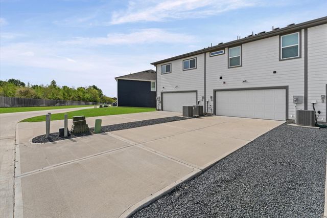 11906 Amber Oak Way 4, Tomball, TX 77375