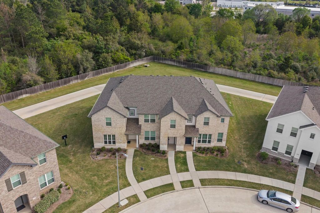 11906 Amber Oak Way 4, Tomball, TX 77375