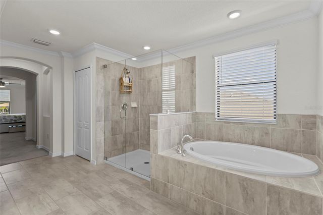 6542 CLAIRBORNE LANE, Bradenton, FL 34211