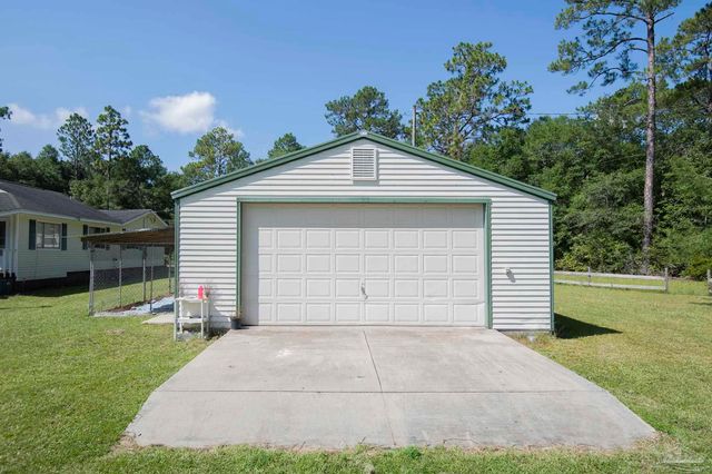 11230 Bobcat Trl, Milton, FL 32583