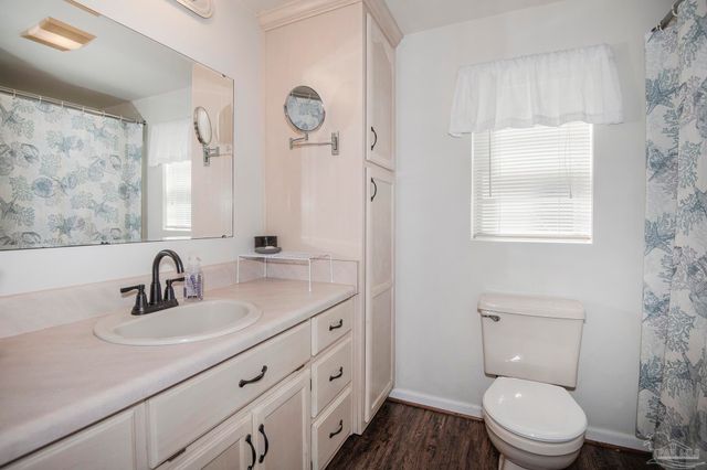 11230 Bobcat Trl, Milton, FL 32583