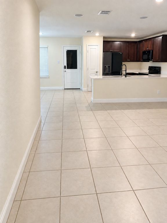 9704 Motley Drive, Fort Worth, TX 76179 — photo 4
