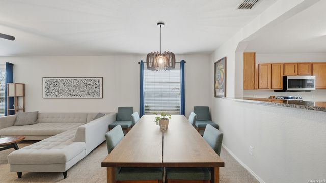 16238 Galloping Oak, Selma, TX 78154