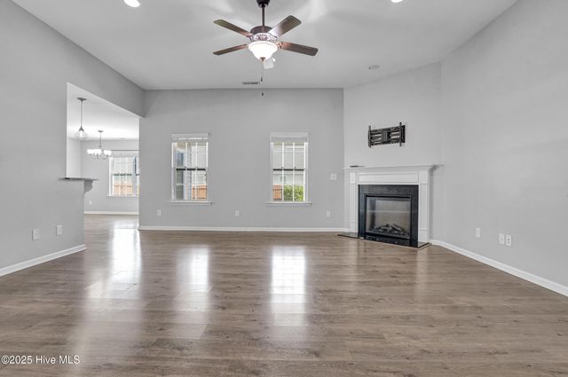 828 Emerald Park Drive, Winterville, NC 28590