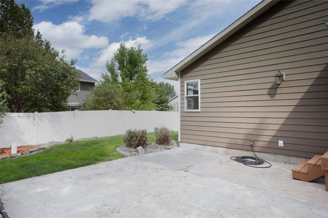 3653 Fort Laramie Drive, Billings, MT 59102