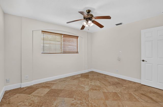 2250 NE 4TH Court, Boca Raton, FL 33431