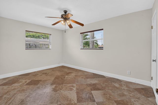 2250 NE 4TH Court, Boca Raton, FL 33431