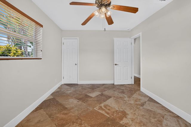 2250 NE 4TH Court, Boca Raton, FL 33431