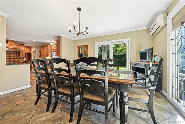 136 Locust Street, Garden City, NY 11530