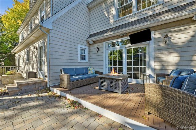 136 Locust Street, Garden City, NY 11530