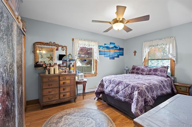 1 Elm Road E, Mastic Beach, NY 11951